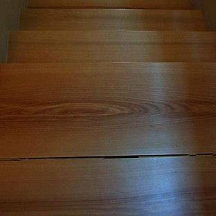 Holztreppe