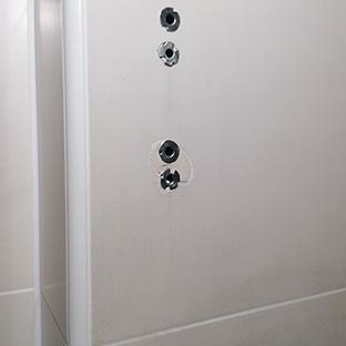 Bohrloch Metalldübel vorher